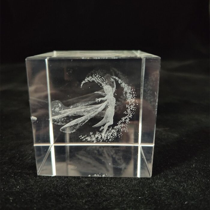 Desktop Creative Gift Ornament With White Crystal - Image 10
